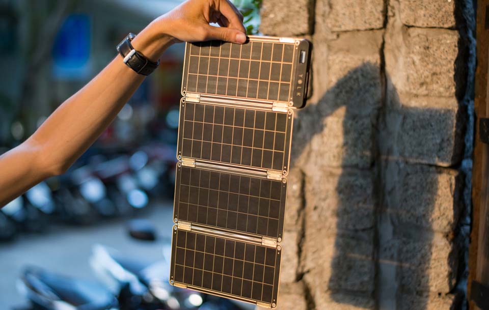 Trên tay pin sạc năng lượng Mặt Trời Solar Paper: rất mỏng, nhẹ, dùng được dưới ánh sáng yếu 6 3624998_Solar_paper_Tinhte_21