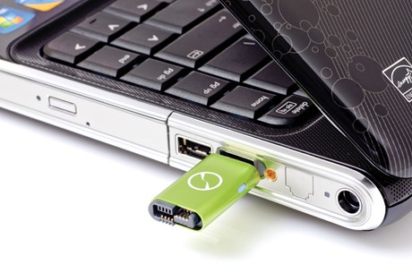 20 năm USB: Kết nối của mọi kết nối 1 itwin unpaired in laptop green 1